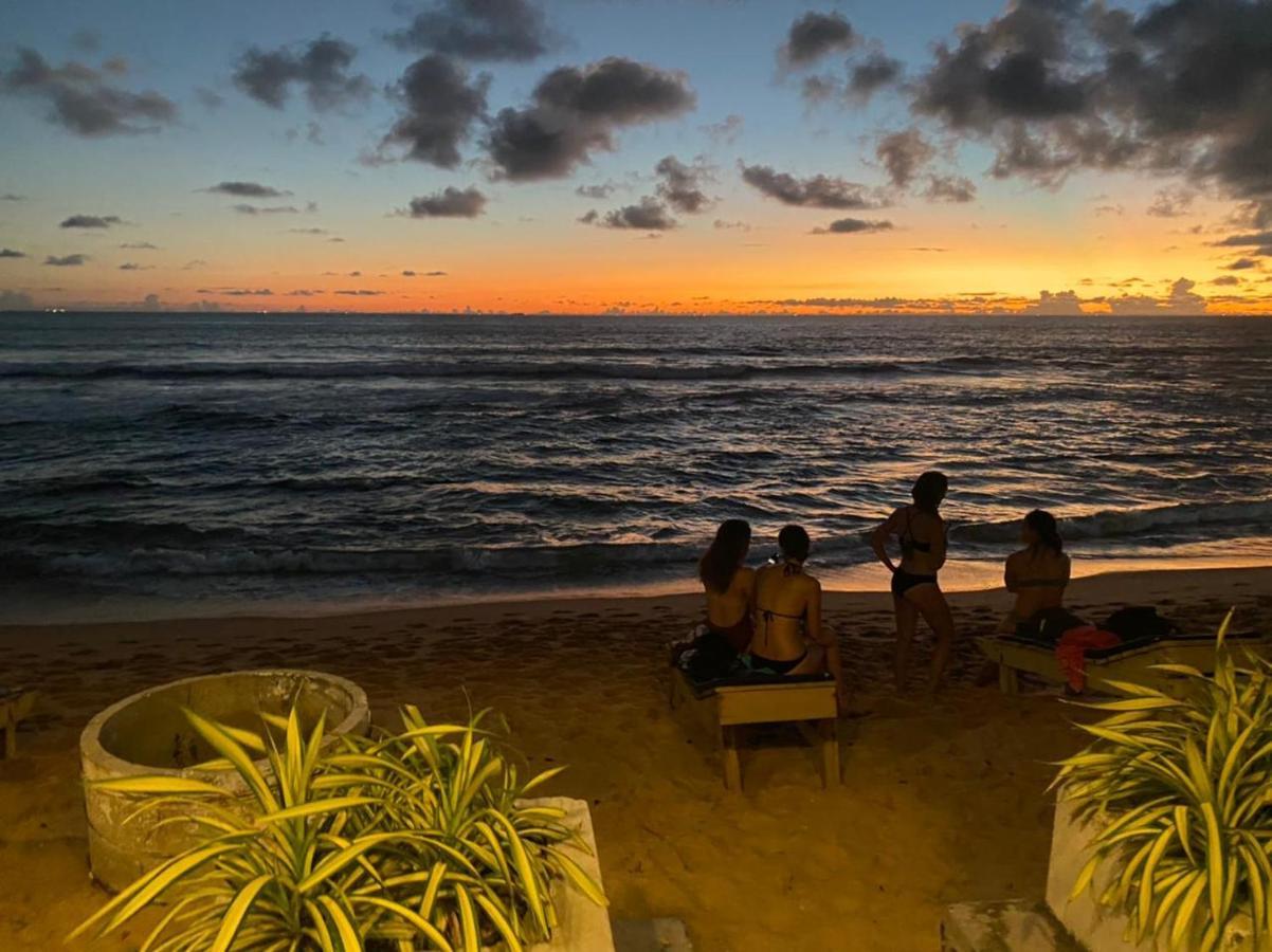Hansa Surf Hotel Hikkaduwa Esterno foto