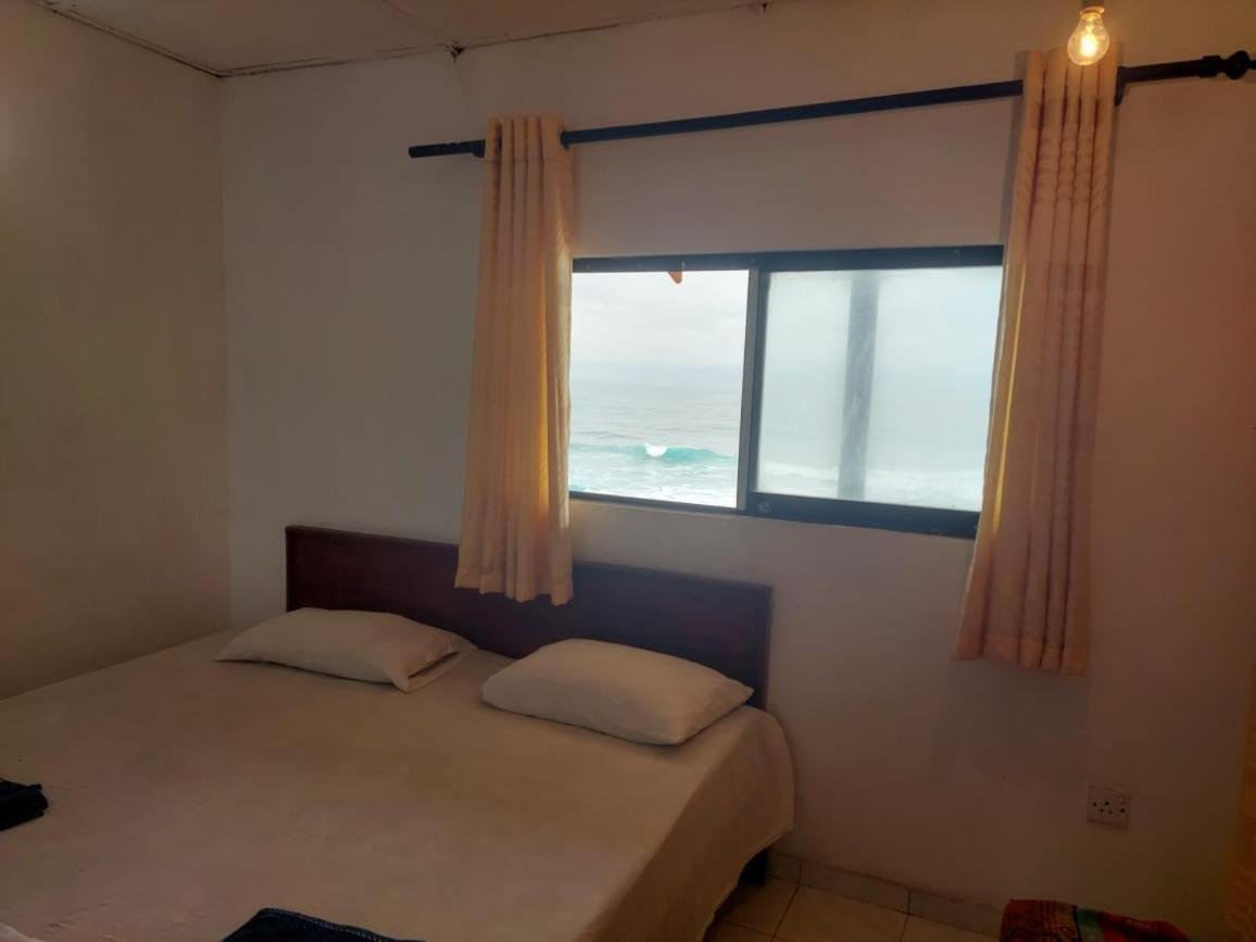 Hansa Surf Hotel Hikkaduwa Esterno foto