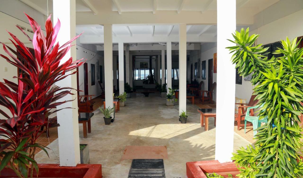 Hansa Surf Hotel Hikkaduwa Esterno foto